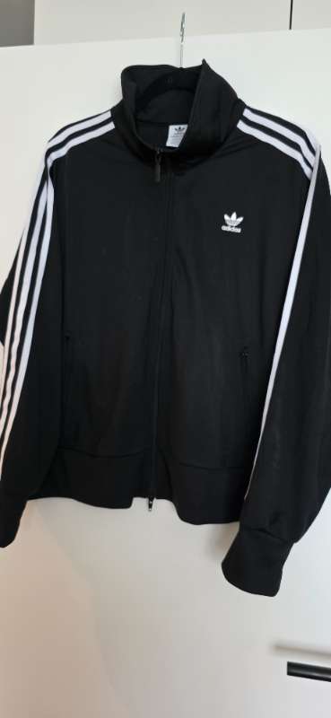 Adidas peysa ónotað
