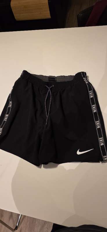 Nike sundbuxur