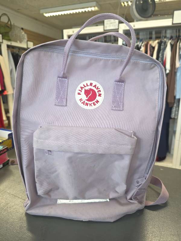Fjallraven bakpoki ljós fjólublár