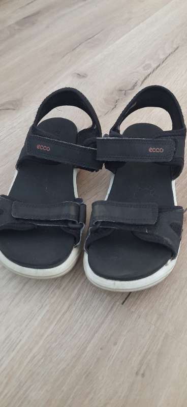 Skor ecco