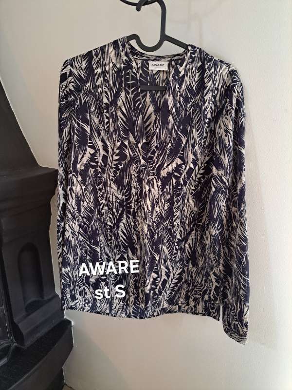 AWARE skyrta/mussa
