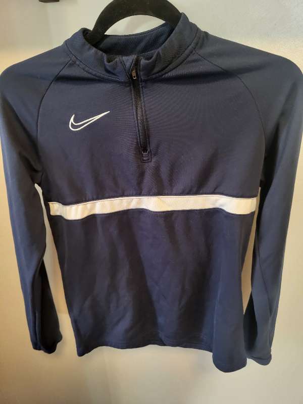 Nike Dryfit blá peysa