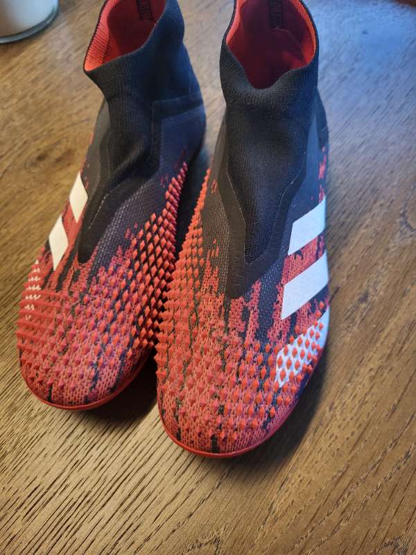 Adidas Predador takkaskór