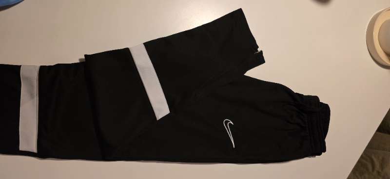 Nike Academy svartar buxur