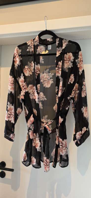 Divided kimono
