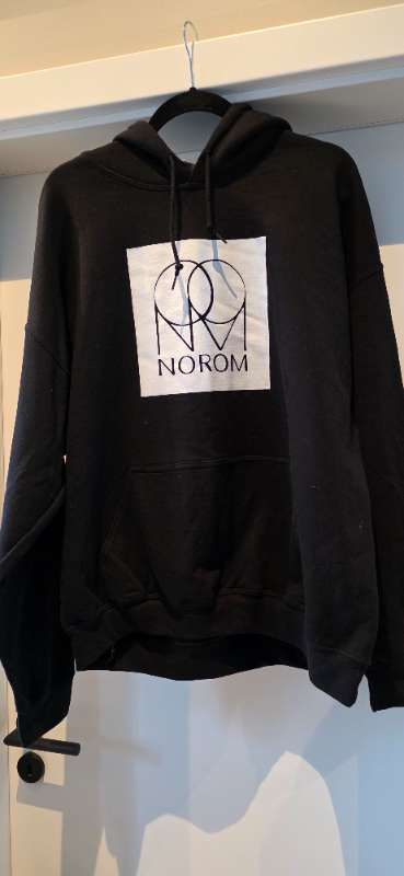 Norðmenn hettupeysa ónotuð