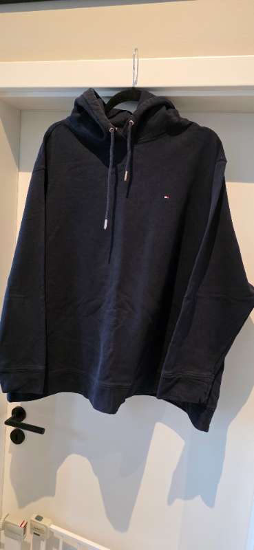 Tommy Hilfiger peysa