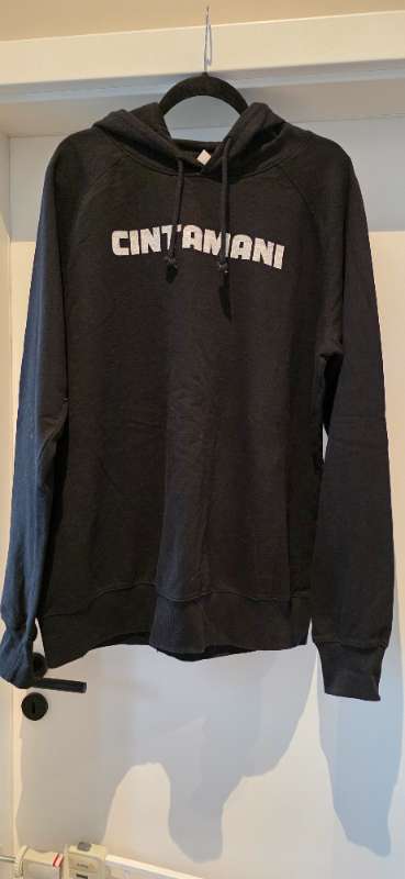 Cintamani hettupeysa
