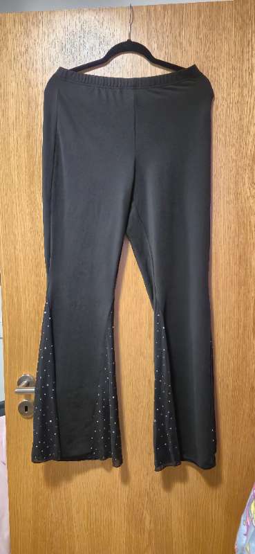 Flaired buxur glimmer