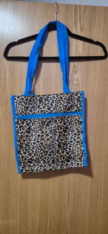 Veski cheetah blátt