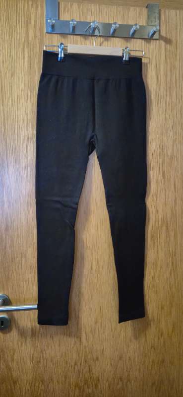 Ellen Reyes leggings winter svartar