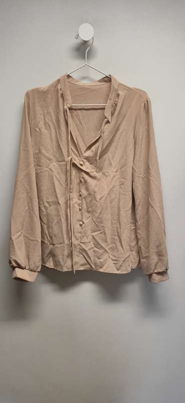Skyrta með böndum beige