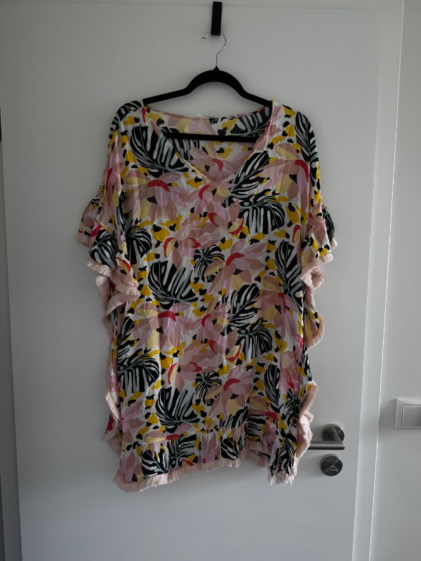 Tropical cover-up
