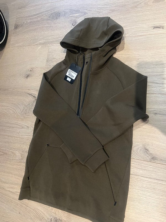 M fitness peysa (ný)