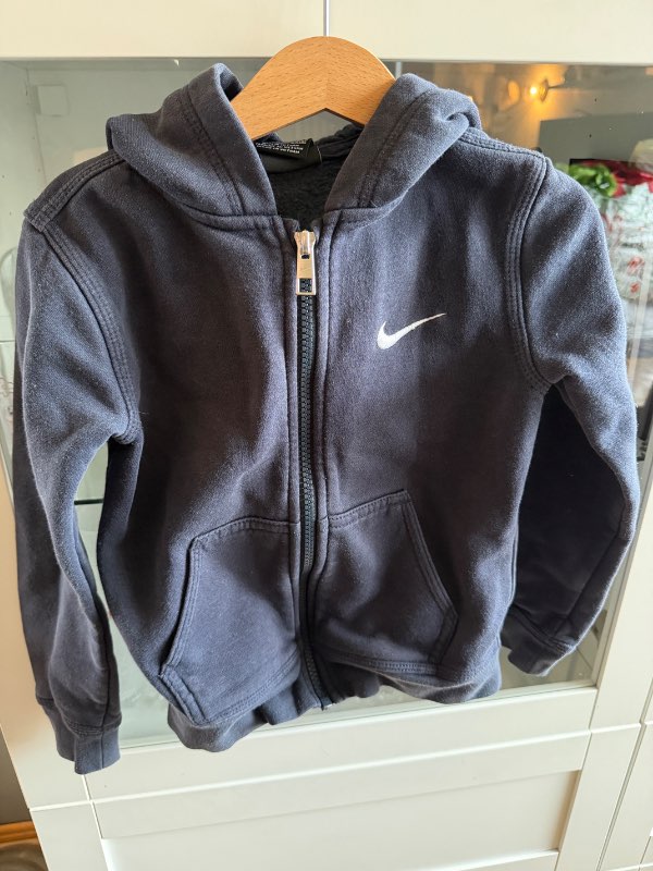 Nike peysa