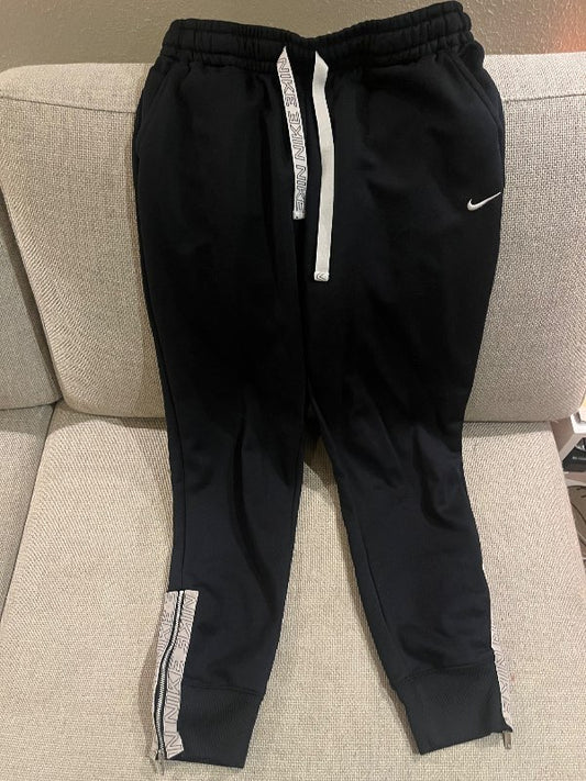 Nike svartar hlýjar buxur