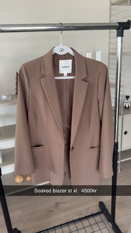 Soaked blazer