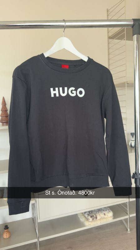 Hugo peysa