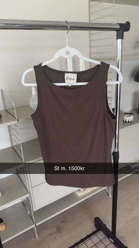 Brúnn ermalaus