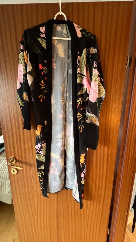 Kimono /svart-rósóttur