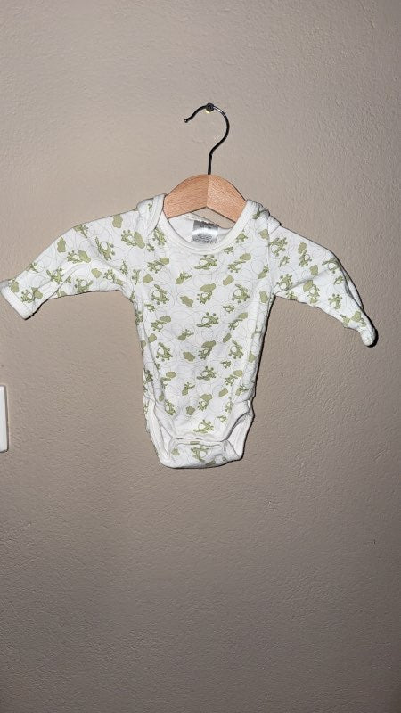 H&m samfella hvít + grænar þyrlur