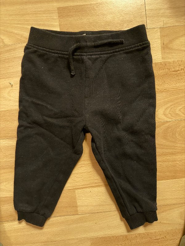 Buxur svartar primark