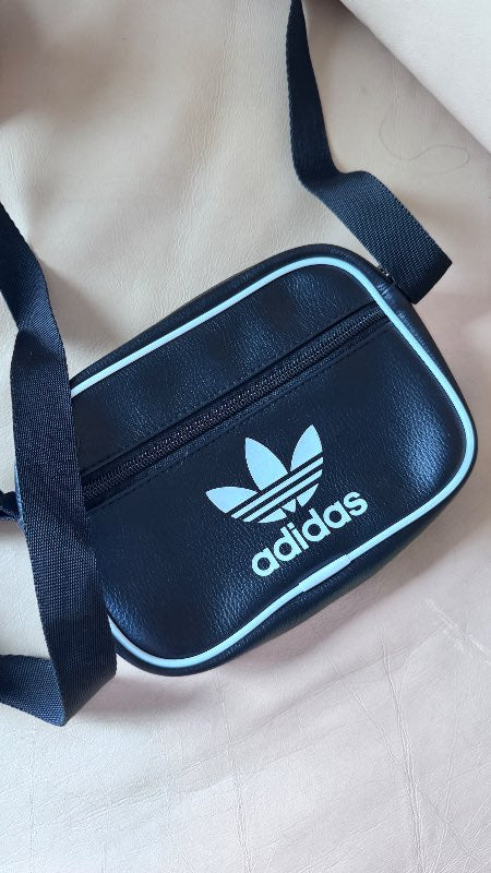 taska adidas