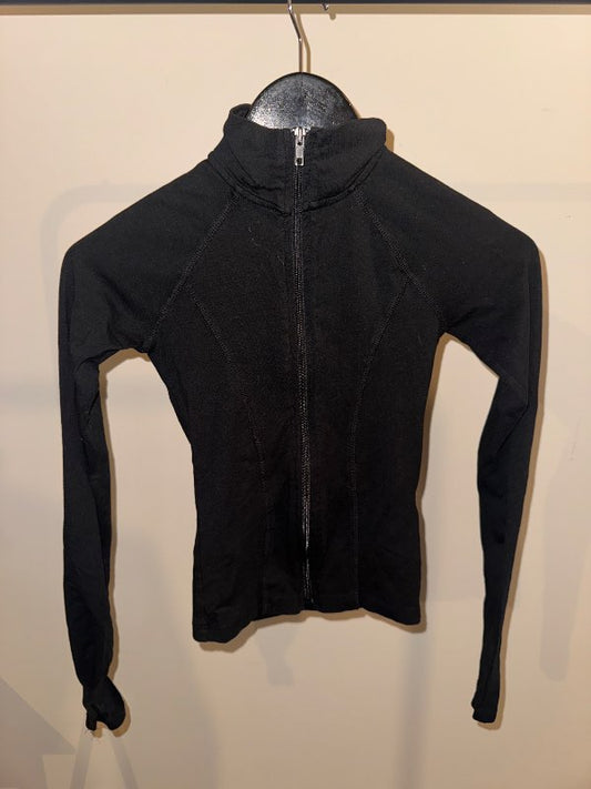Gina Tricot rennd peysa