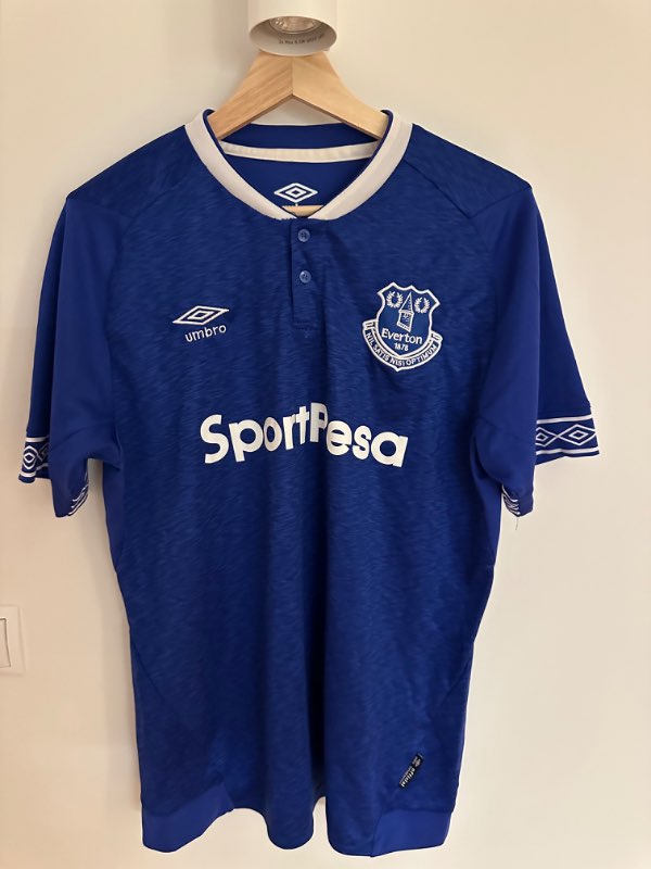 Everton treyja