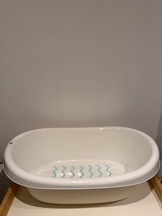 Baby bathtub