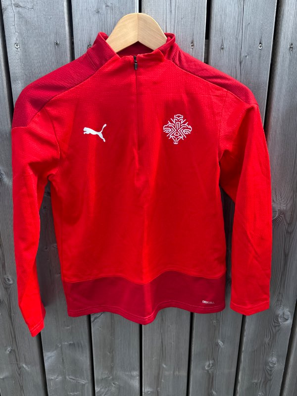 Ísland rauð peysa