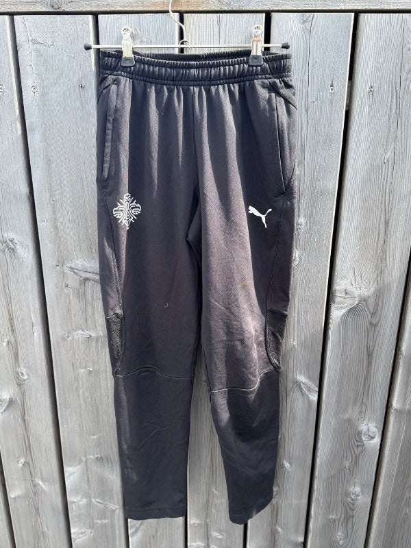 Íslands svartar buxur
