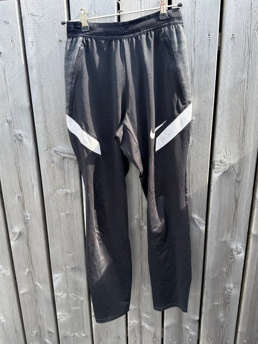 Nike buxur