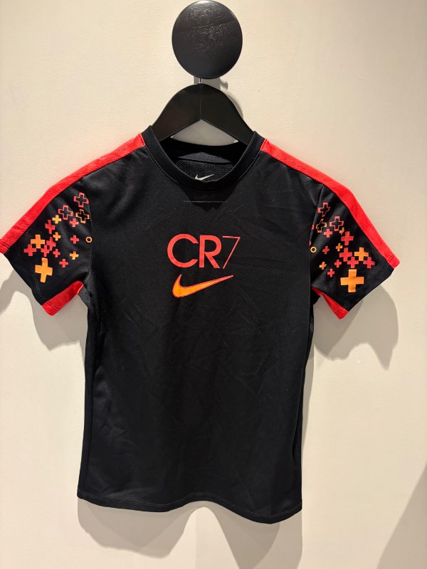 CR7 bolur