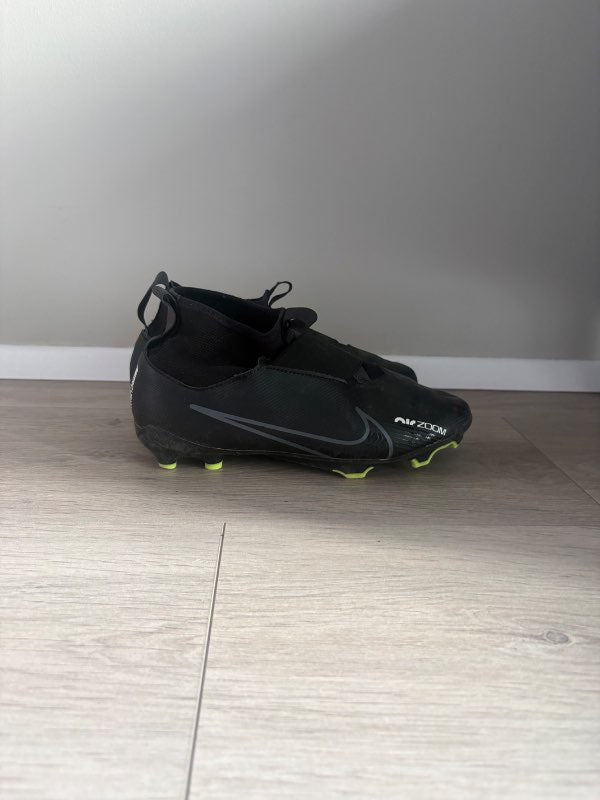 Nike svartir