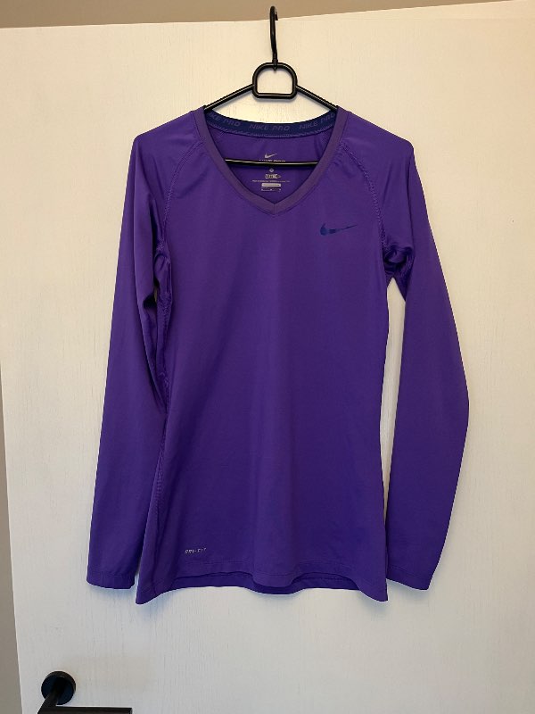 Íþróttabolur Nike