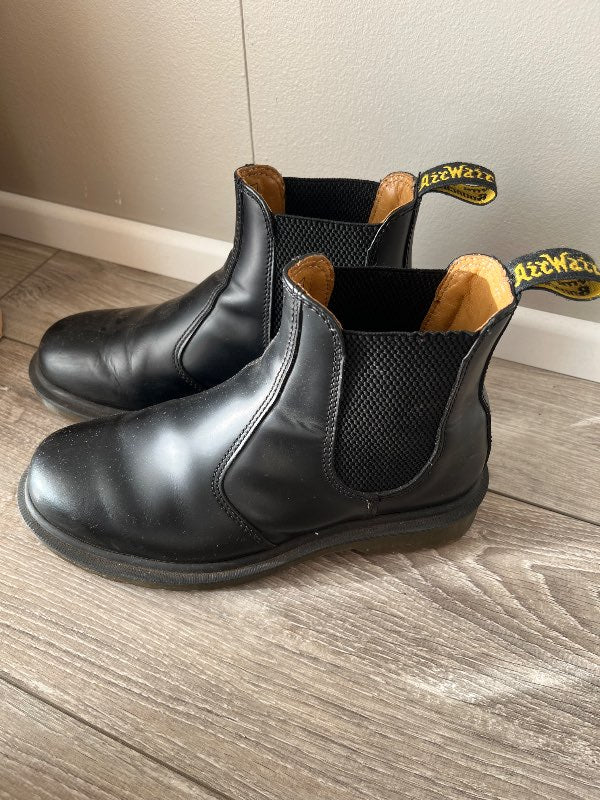 Dr. Martens skór