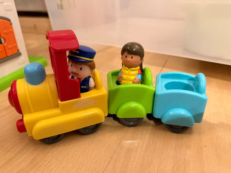 Happyland Lest