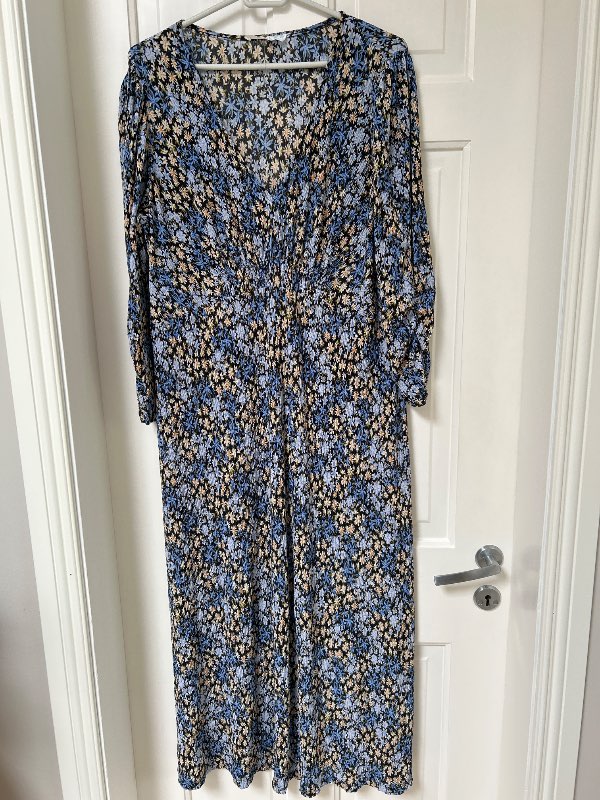 Primark kjòll