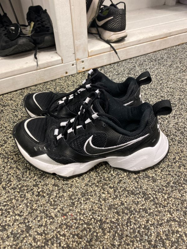 Nike air svartir