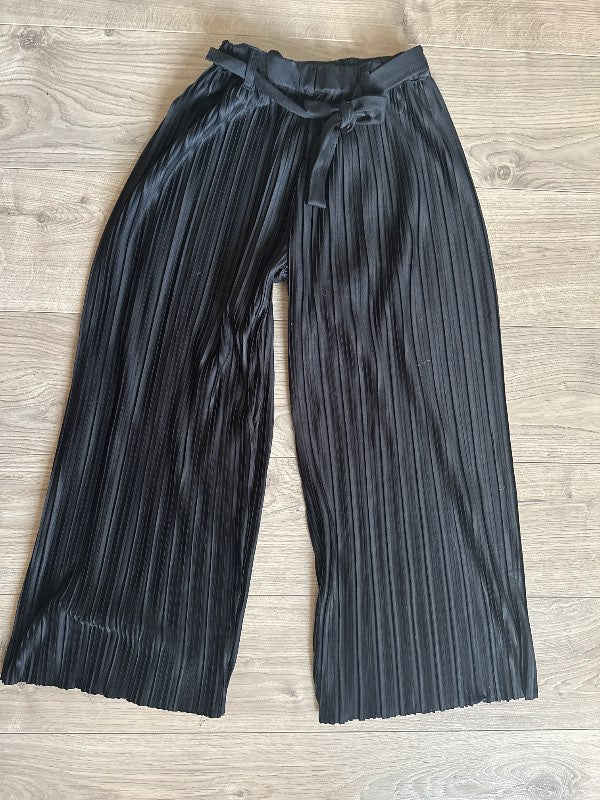 Svartar sparibuxur