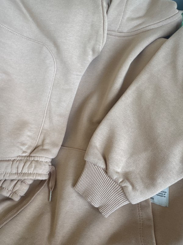 Beige íþróttagalli