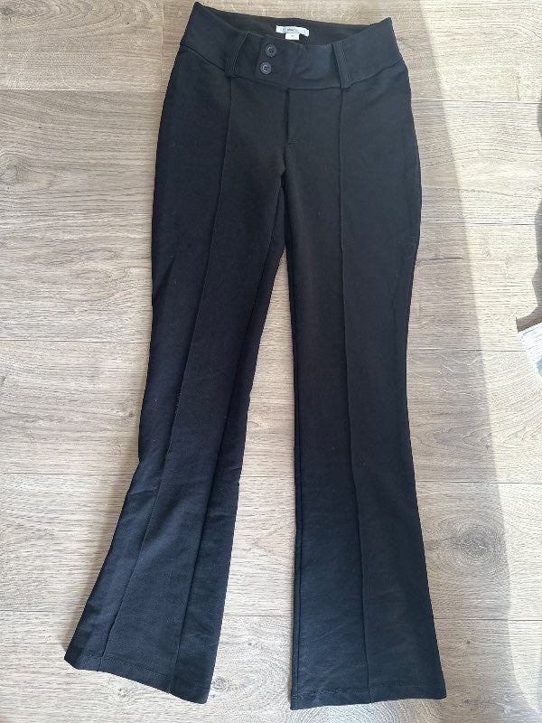 Buxur Gina tricot