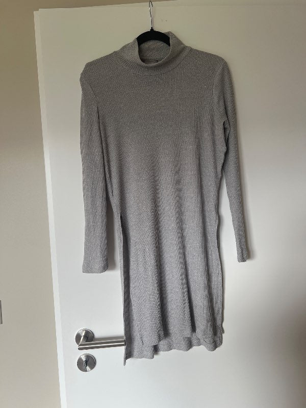 Grá síð peysa Vero Moda