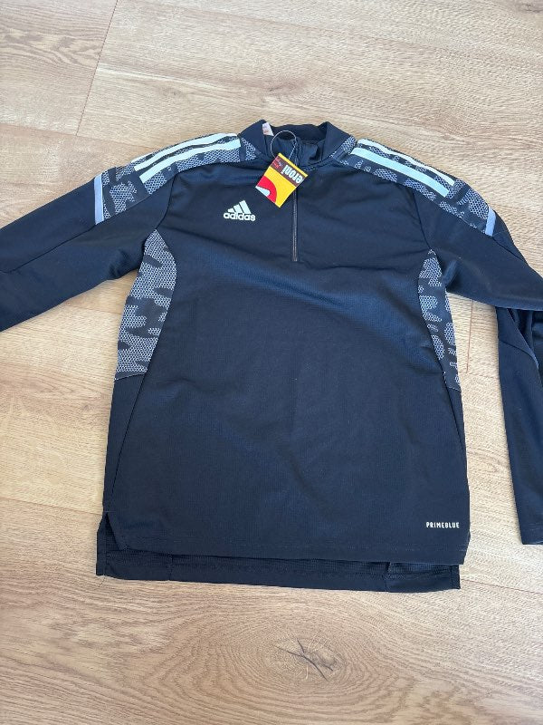 Adidas peysa